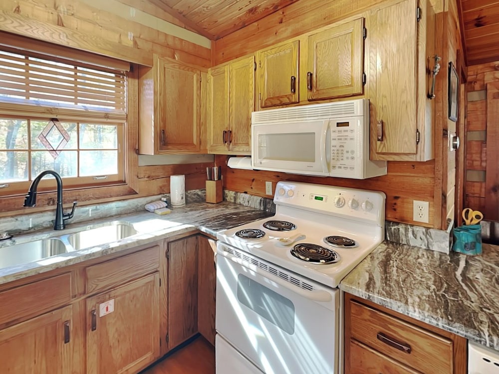 Alexander's Lookout by Jackson Mountain Rentals