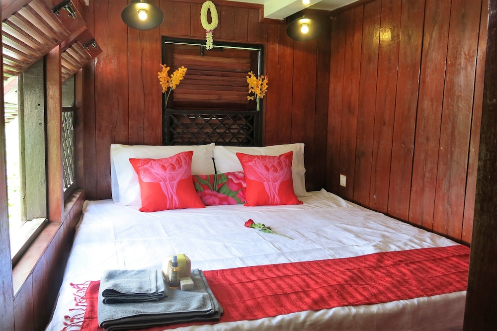 Phocea Cruise Phnom Penh to Siem Reap