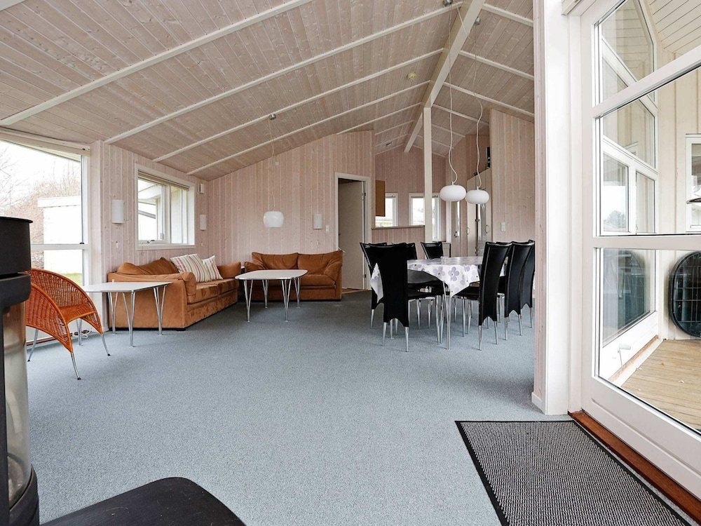 8 Person Holiday Home in Gilleleje view 4