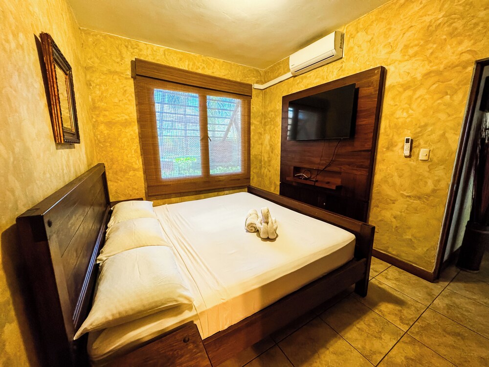 Villas Le Suisse Monterrico
