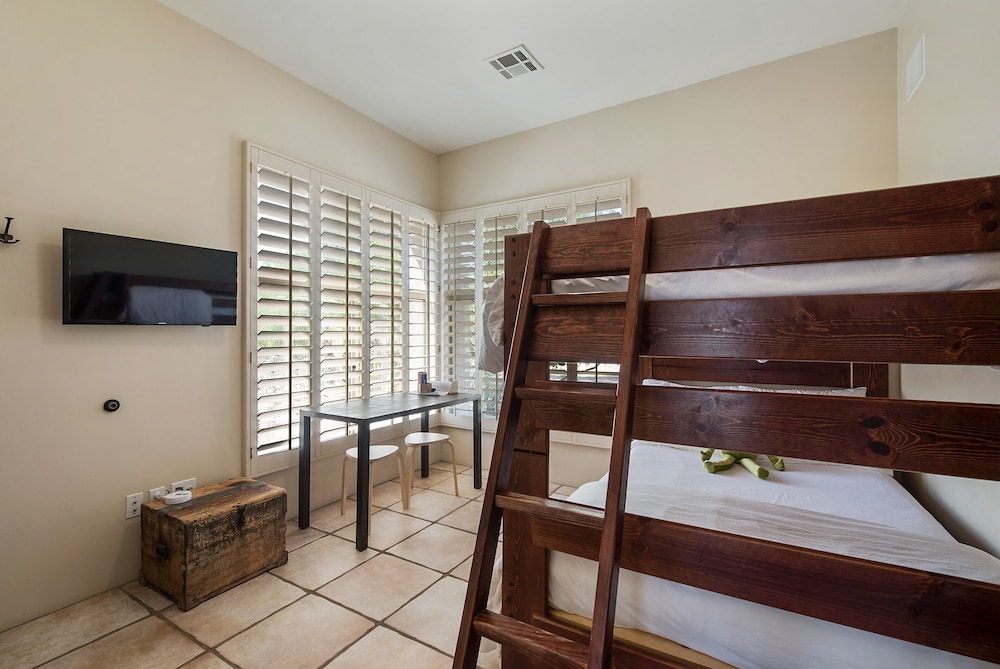 Restorative Oasis Ranch w Pool Spa view 2