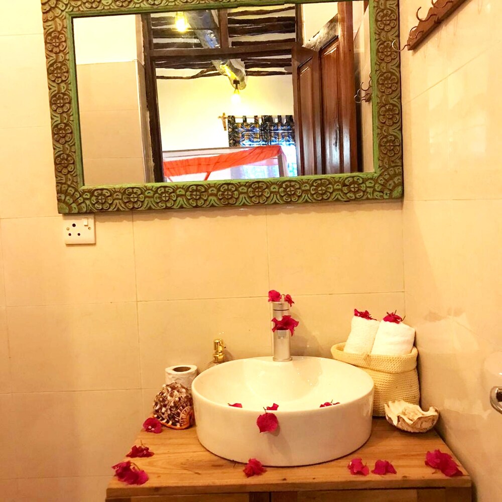 Zanzibar Dream Lodge
