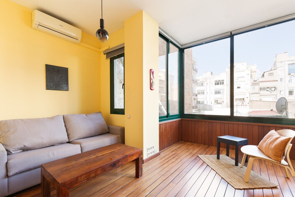 Moianes Apartment by Olala Homes