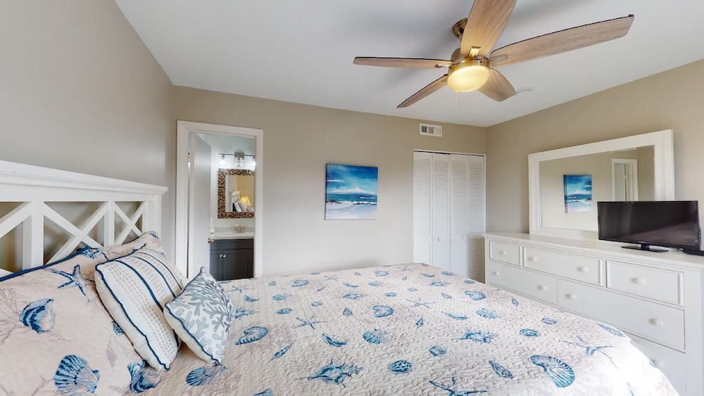 Lighthouse Point 2 by Tybee Vacation Rentals