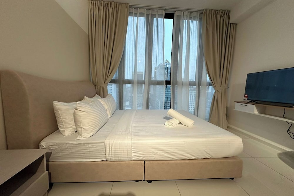 Majestic Residence KLCC By Flixhome