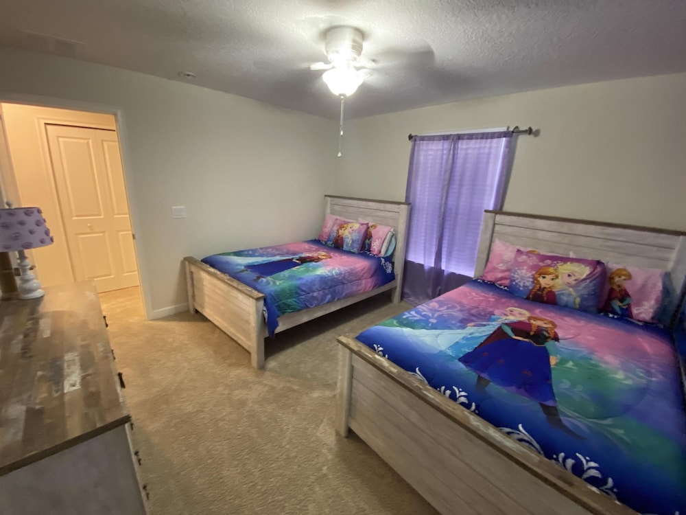 Champions Gate 6BR Villa Pool Spa Retreat