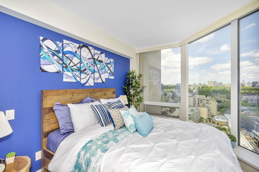 QuickStay - Elegance in Yorkville (Yonge & Bloor)-0