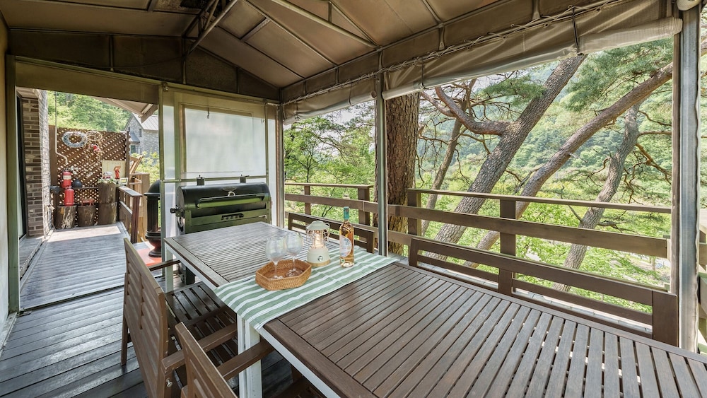Gapyeong On The Hill Pool Villa