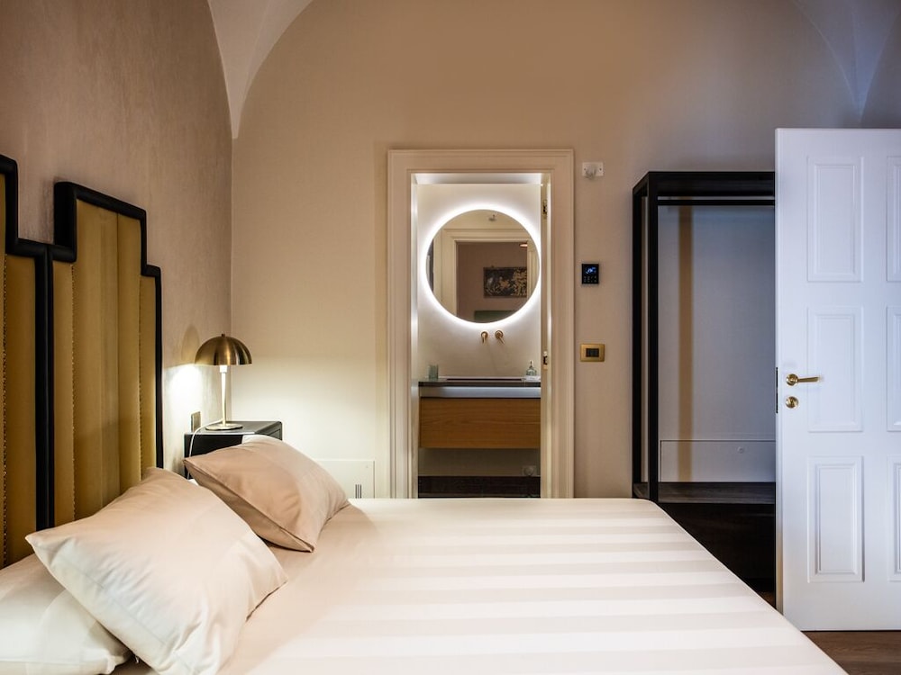 BSTAR Luxury B&B