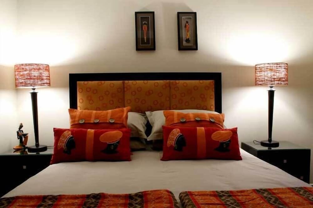 Flying Falcon Guesthouse