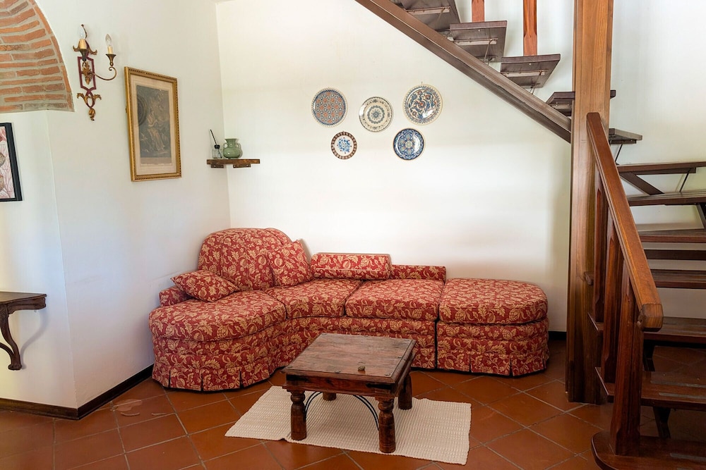 Villa Poggio al Coniglio a Suvereto con Piscina