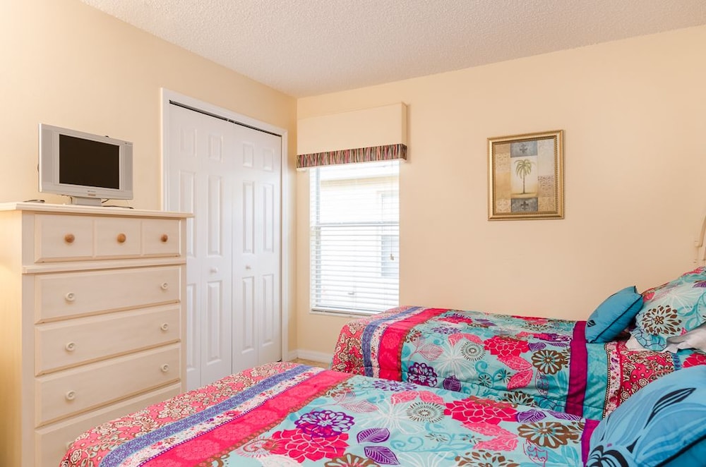 Ovm798 - Emerald Island - 4 Bed 3 Baths Townhome view 4