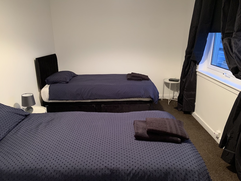 2-bed Apartment in Dumfries Close to Town Centre view 2