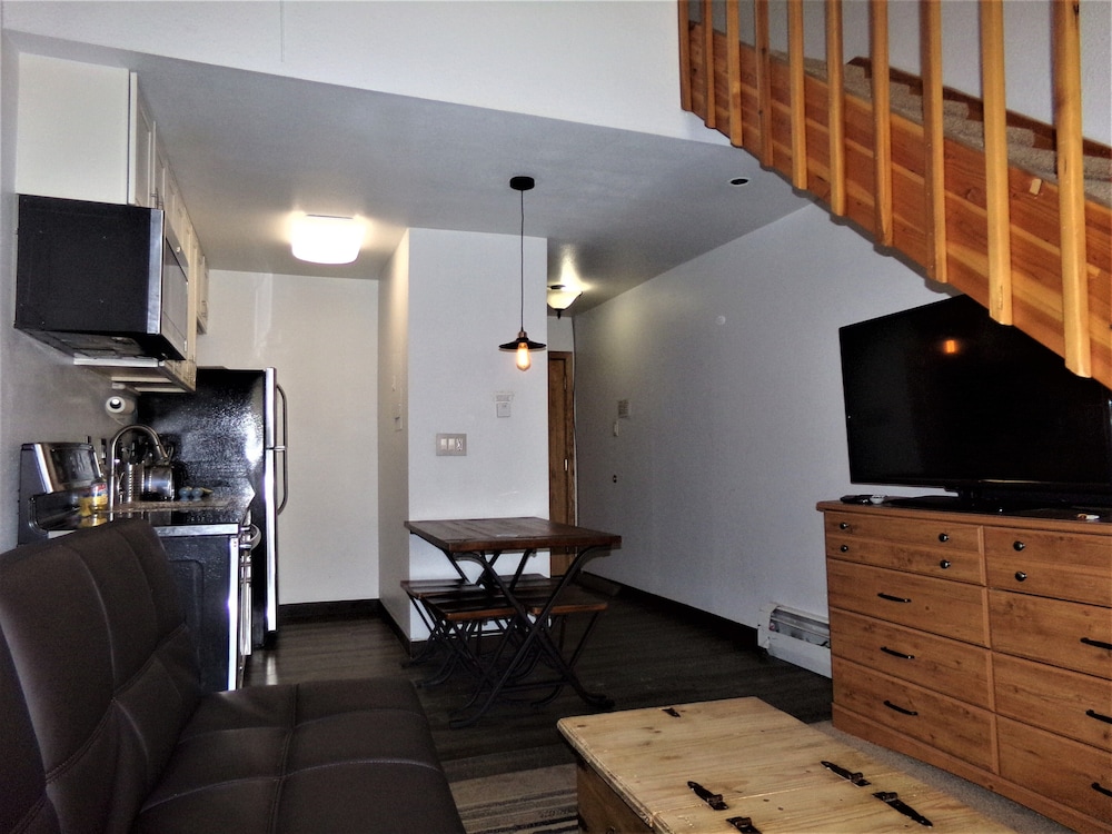 Copper Junction 1 Studio Loft
