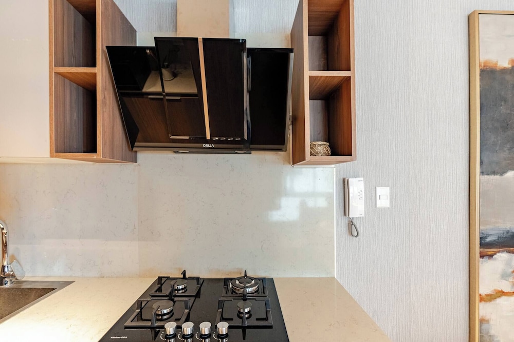 Luxurious Santo Domingo Apartment in Heart of the City, Wifi, Pool, Parking Free