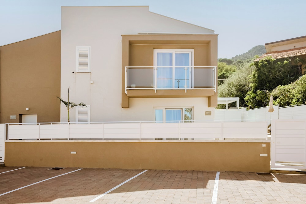 Hotiday Apartments Cefalù