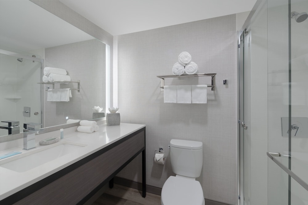 Fairfield Inn  Suites by Marriott Framingham - Property Image 14