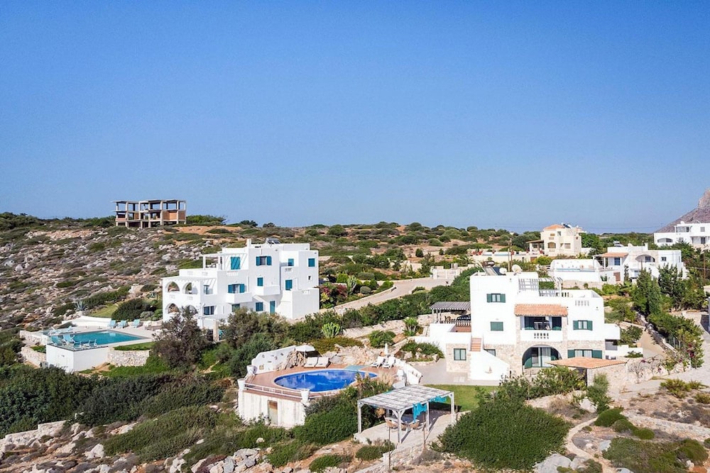 Tersanas Villas