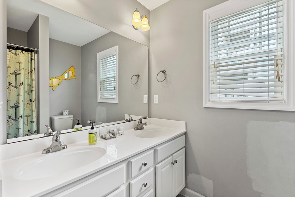 Palm Beach North by Topsail Realty