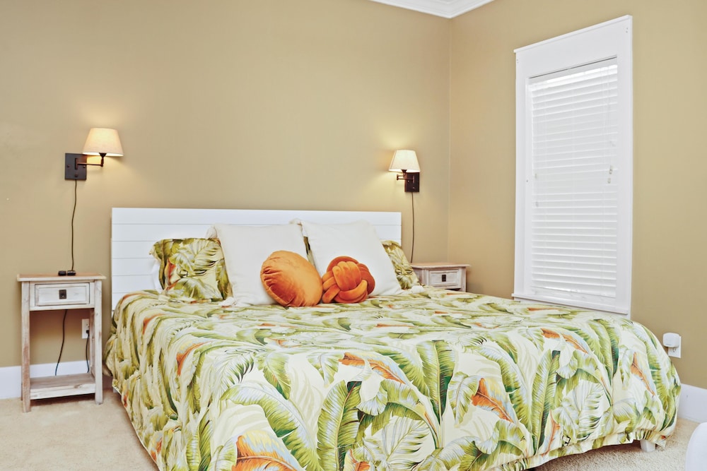 Barefoot Cottage B49 - Seabbatical