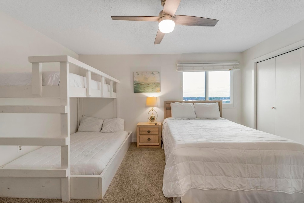 Edgewater West 65