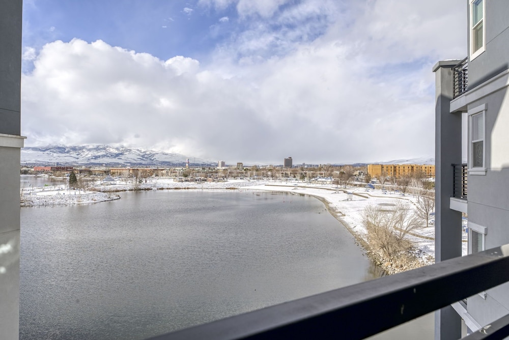 Designer Apt With Jacuzzi Walk To Casino Imax - Property Image 9