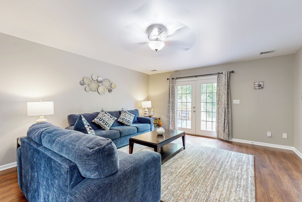 Charming Rincon Home w/ Large Yard & AC