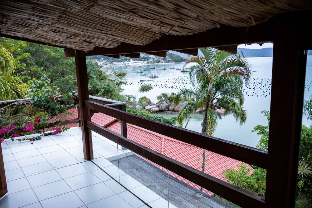Maresia Villa