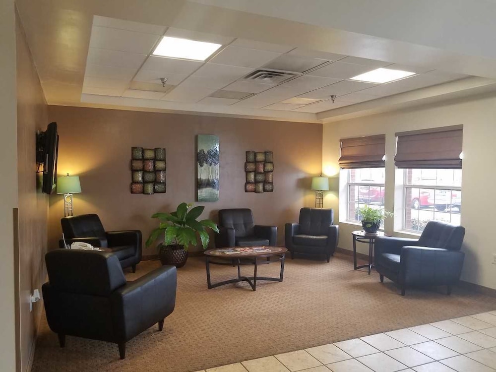 Fayetteville Vacations - Landmark Inn Fort Liberty - Property Image 23