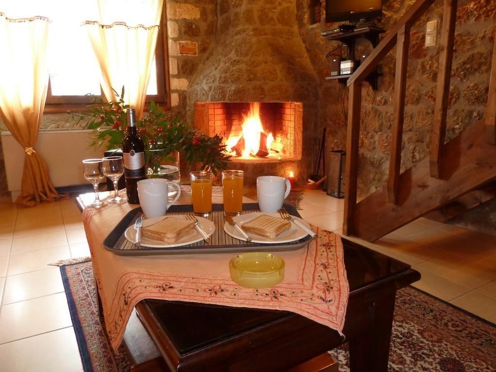 Theasis Guesthouse