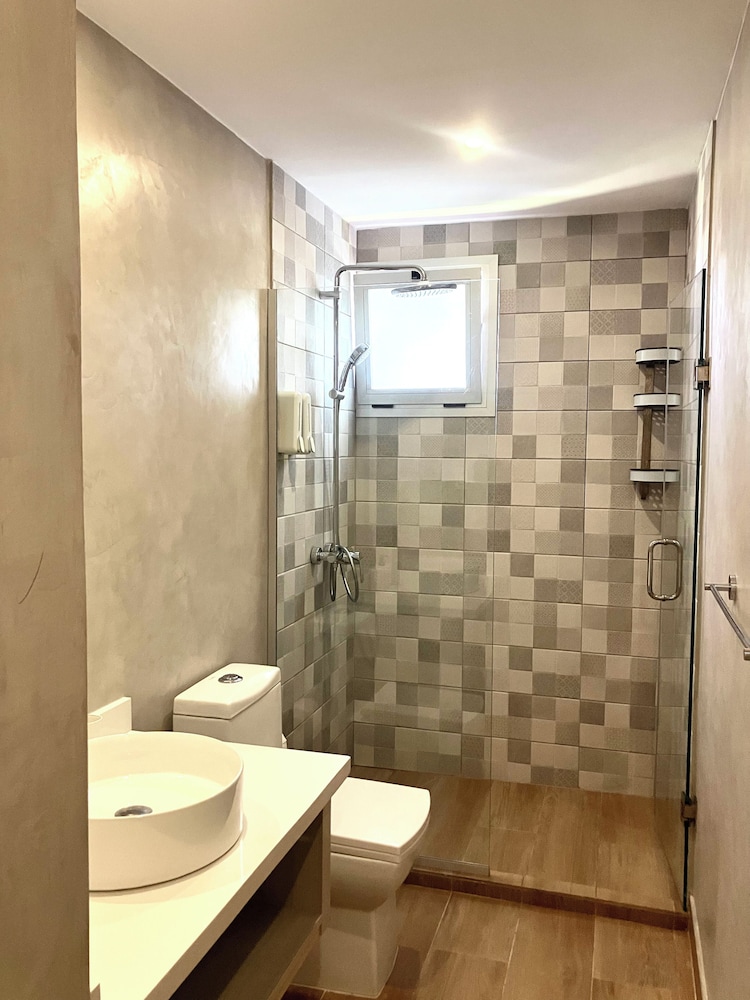 Playa Palmera Beach Front Apartments