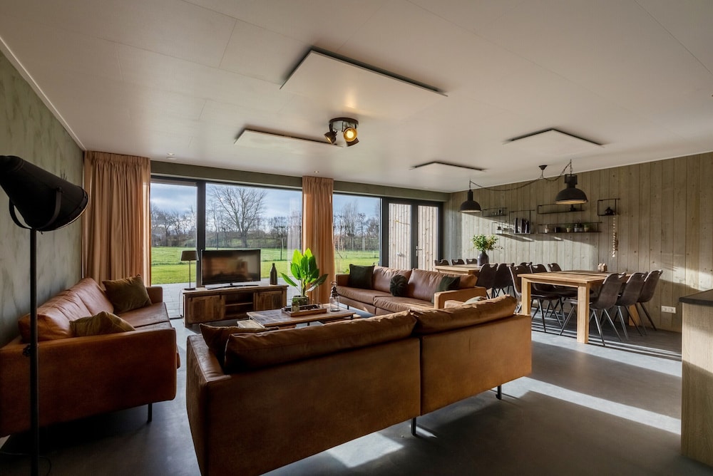 Holiday Home in Schorre Near Beach & Dunes