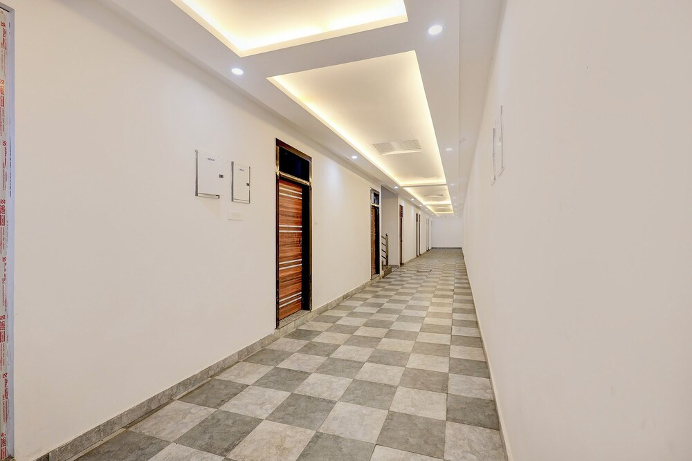 Fabhotel Rustic Roots