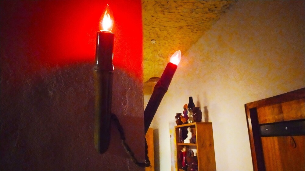 Photo 33