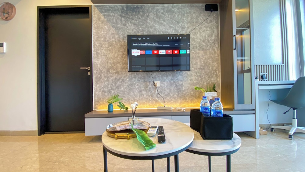Cozy And Modern Look 1Br Apartment Branz Bsd City