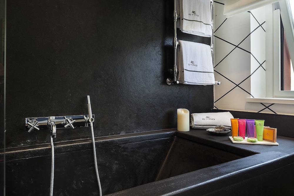 Pepoli9 Design Suites in Rome