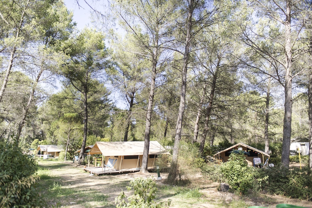 Huttopia Fontvieille