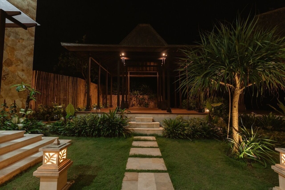 Nalas Villa