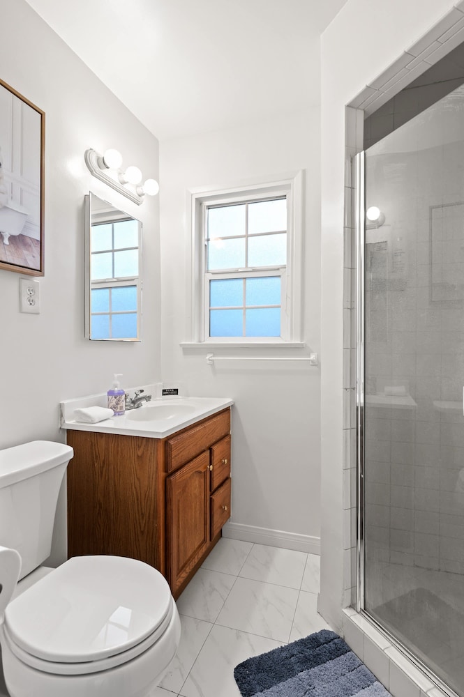 Cozy Pasadena Home Steps From Rose Bowl w Parking