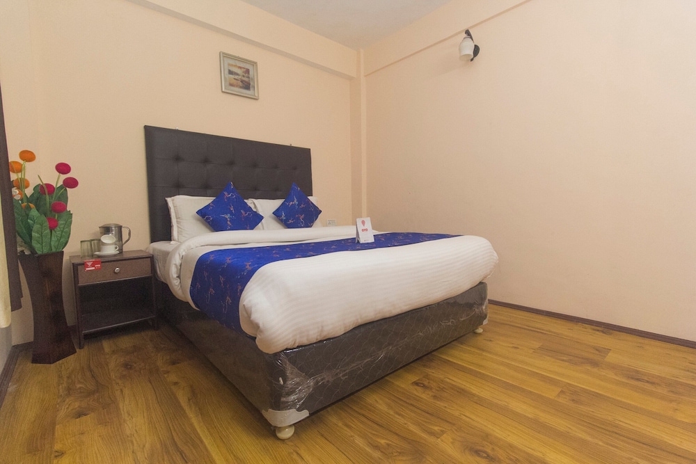 OYO 9686 Hotel Shantiniketan