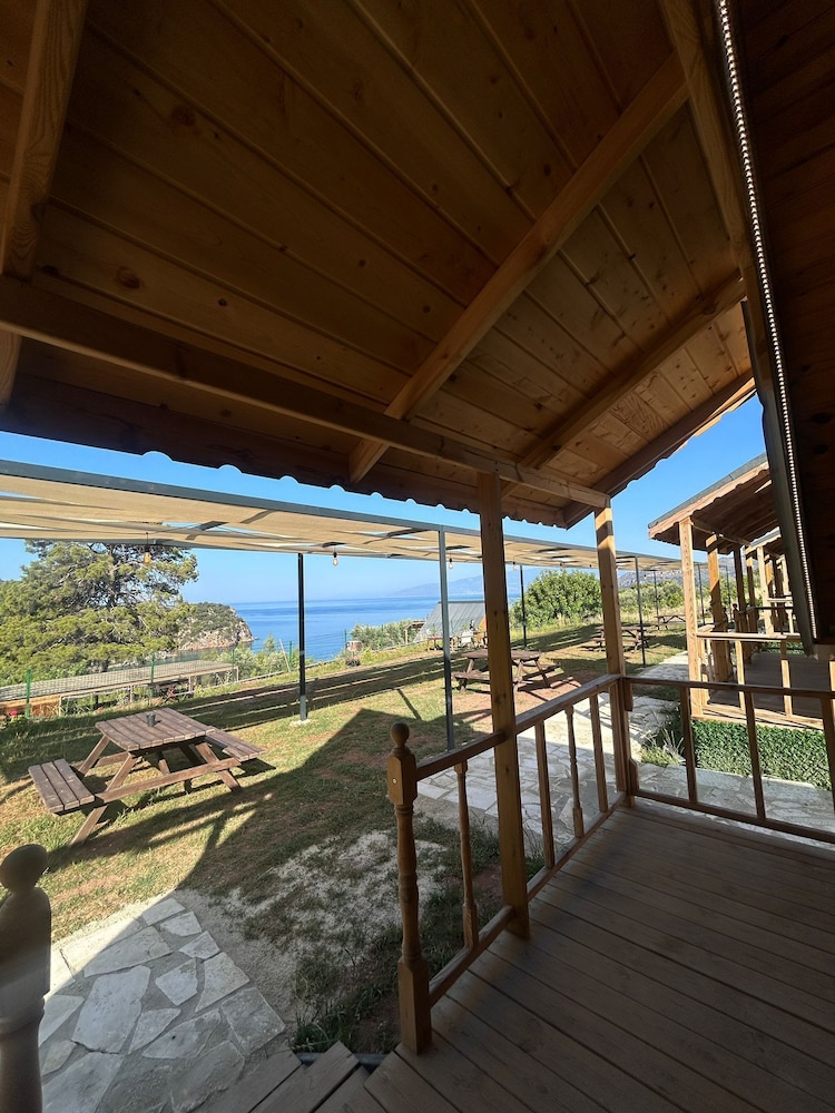 Yelken Bungalows