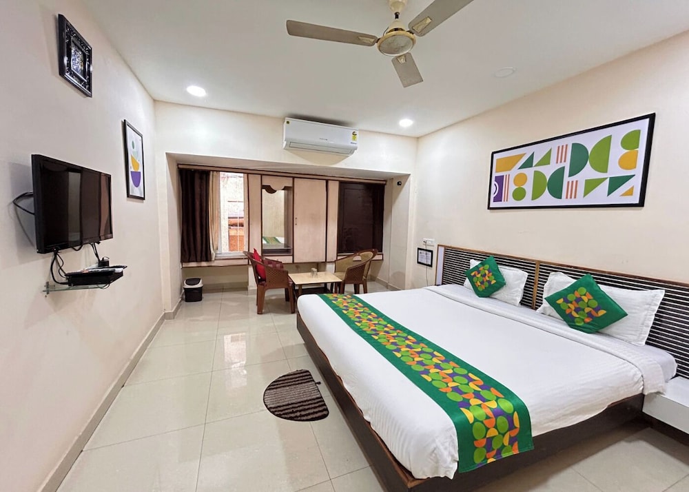Hotel Edge Inn Jail Road Near Railway Ju