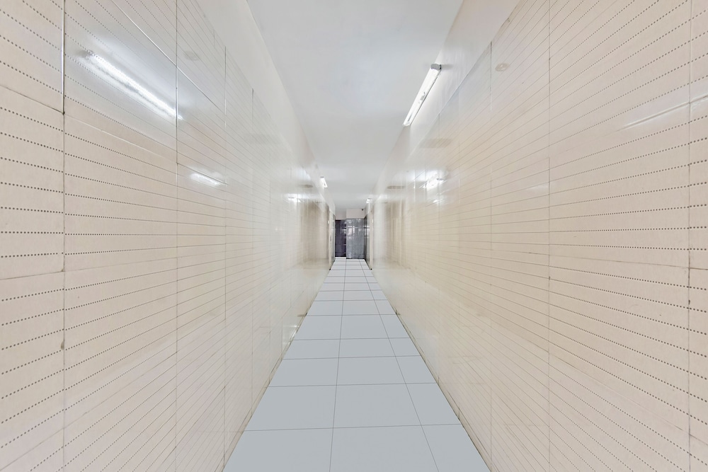 SPOT ON 40292 Hotel Shangrila Inn - Property Image 4