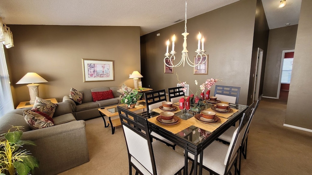 HL740BD 4 Bedroom Villa in Hampton Lakes 4 Home