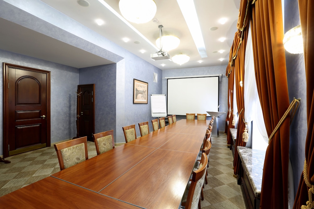 Garni Hotel
