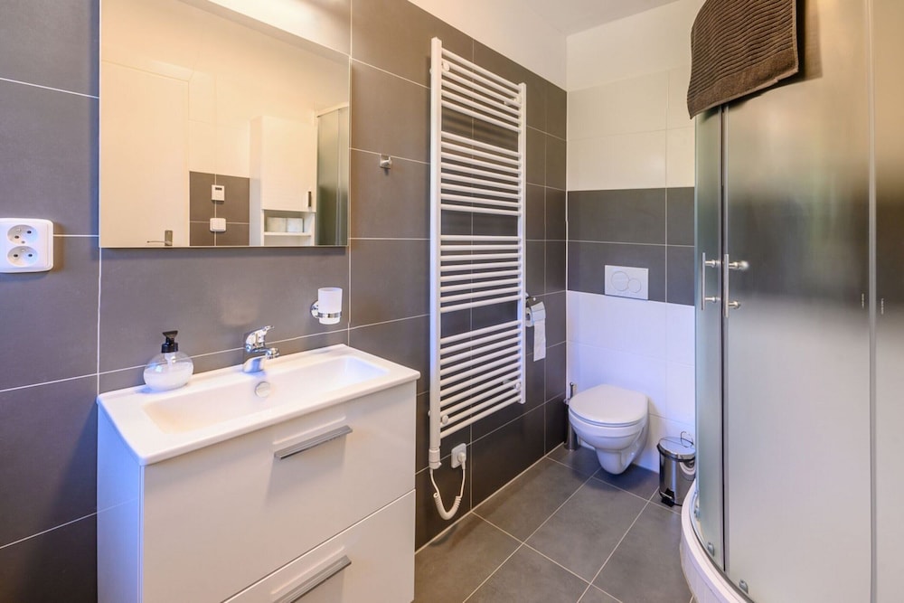 Villa Near Prkenny Dul With Sauna