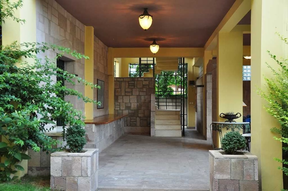 Palm Court Suites - Image 33