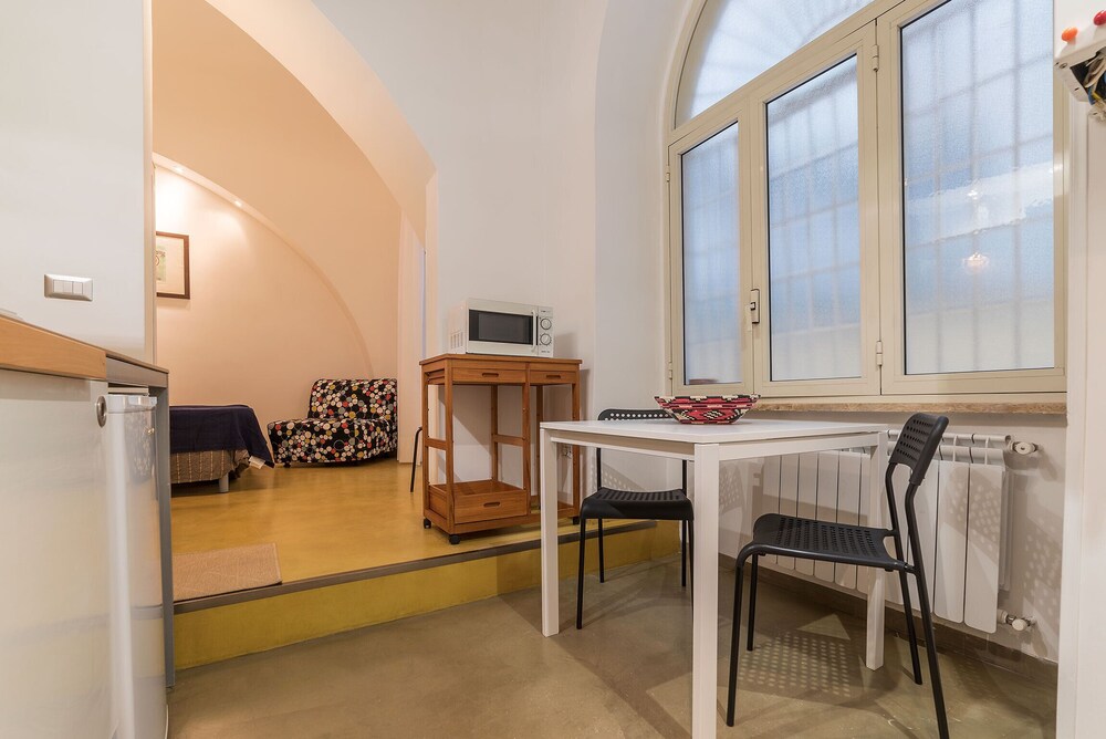 Piazza Vittorio NETFLIX Apartment