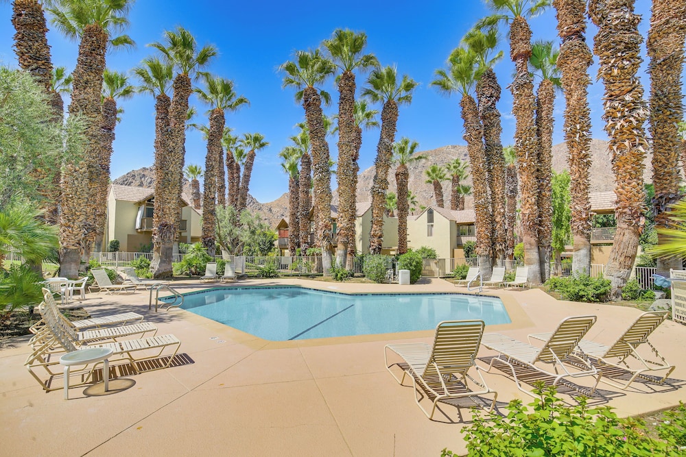 Balcony & Views: Pet-friendly Indian Wells Unit