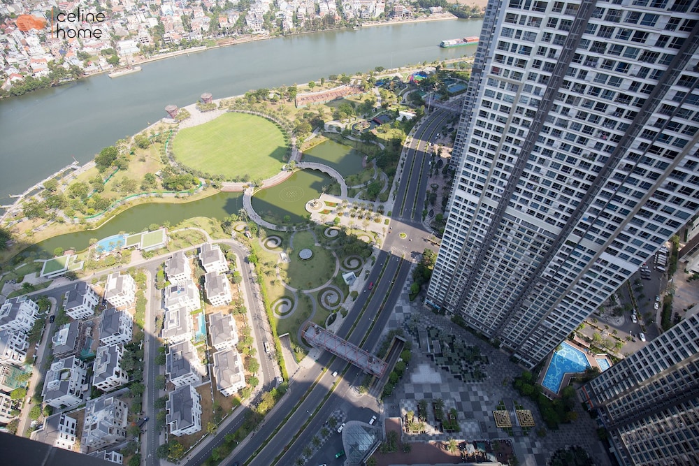 Celine Home - Vinhomes Central Park